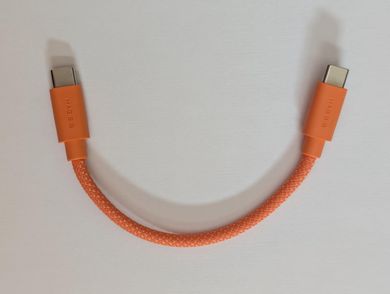 Cheery little cable for fast charging and slow data
